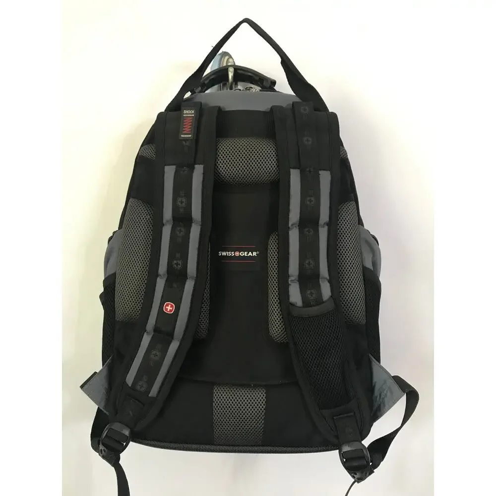 Swiss Gear Wenger Pegasus 17 Inch Laptop Backpack Black Grey TSA model 27306060